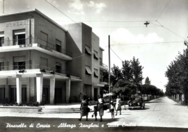 Albergo Zangheri e viale Emilia Pinarella