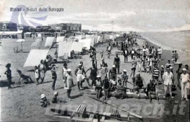 Vita di spiaggia a Rimini