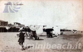 Vita di spiaggia a Rimini