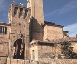 Porta Marina sec. XIV: una bella struttura risalente all’epoca di Sigismondo Pandolfo Malatesta