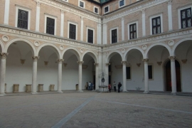 Chiostro Palazzo Ducale Urbino