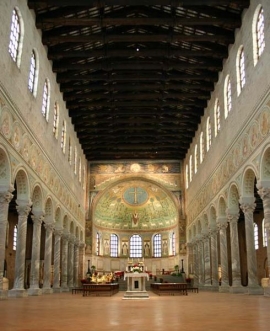 Interno Basilica Sant'Apollinare