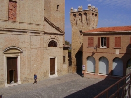 Piazza Beato Amato Ronconi 