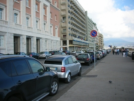 A Riccione tariffe dei parcheggi più basse per invogliare lo shopping a Natale