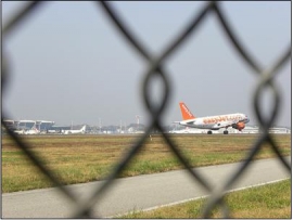 Aeroporto Rimini Chiuso Rinnovo Asfalto