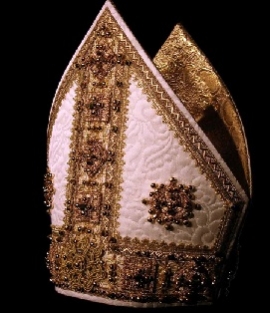 Atelier Lavs Vestiti Papa Francesco