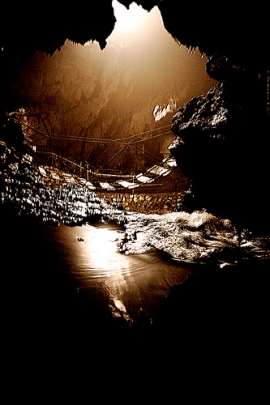 Boom Grotte tufacee