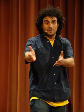 Comico Marco Bazzoni al Verdi