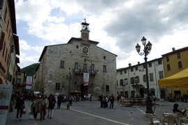 Divertimento in piazza a Cagli