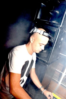 Ferragosto Discoteca Riviera: qui Andrea Arcangeli foto facebook suo profilo
