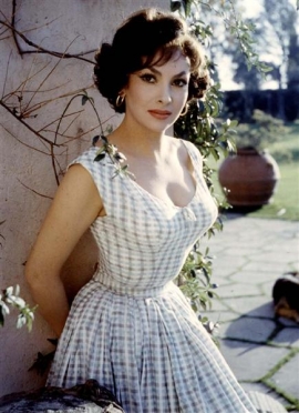 Gina LolloBrigida Francobolli San Marino