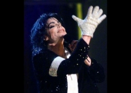 Guanti Michael Jackson: in vendita a 34.000 euro