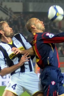Infortunio Mutarelli Bologna: Di Vaio nella prossima sfida con La Juventus dovrà fare a meno del compagno