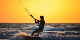 Dove fare kitesurf a Riccione: spiagge e scuole
