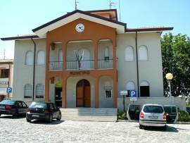 Lavori per luci e arredo a Gemmano