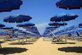 le spiagge aperte 24 ore