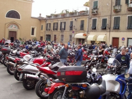 Motoraduno della Batdura a Roncofreddo