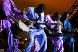 Musica Stage percussioni etniche