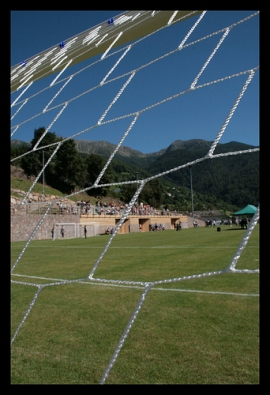 Perticara nuova tribuna campo da calcio