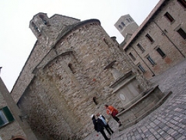 Piazza San Leo