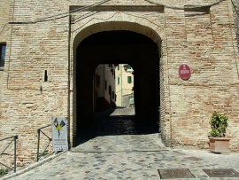 Riapre il castello a Montefiore Conca