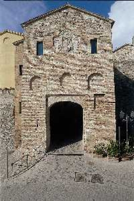 Porta Curina Montefiore Conca