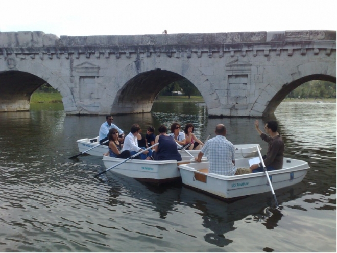 Escursione Barca Ponte Tiberio a Rimini Escursione Barca Ponte Tiberio a Rimini