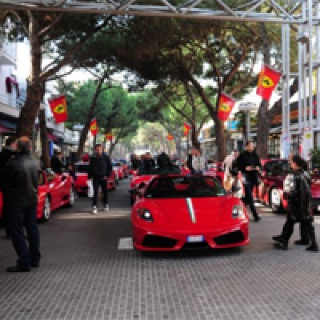 Raduno Ferrari Riccione Raduno Ferrari Riccione