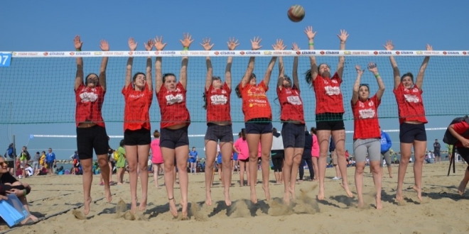 Young Volley on the Beach 2018