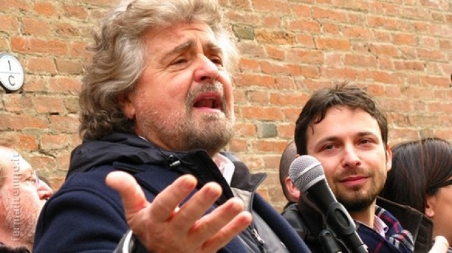 Beppe Grillo Piazza Tre Martiri Rimini Beppe Grillo Piazza Tre Martiri Rimini