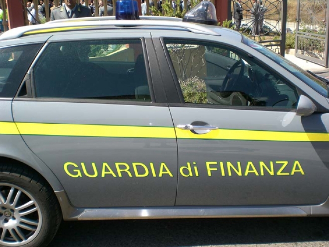 Controlli Finanza Banche Vicino San Marino Controlli Finanza Banche Vicino San Marino