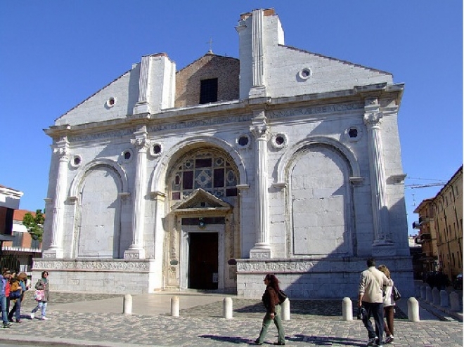 Infiltrazioni Acqua Tempio Malatestiano Rimini Infiltrazioni Acqua Tempio Malatestiano Rimini