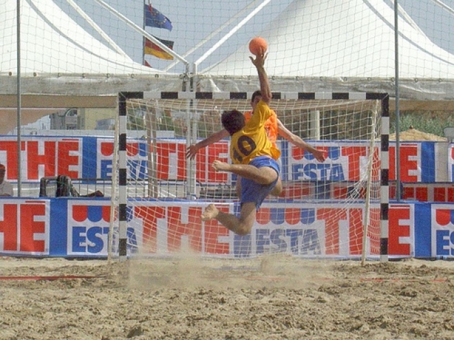 Pallamano sulla spiaggia a Misano Pallamano sulla spiaggia a Misano