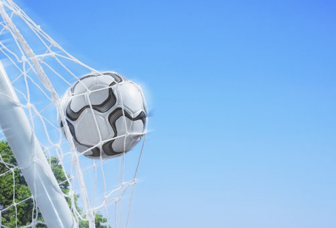 Partita Calcio Su Campo Sintetico Partita Calcio Su Campo Sintetico