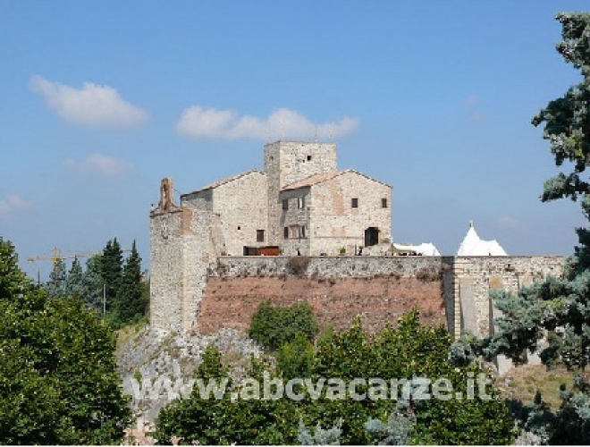 Questionario Piazza Malatesta Verucchio Questionario Piazza Malatesta Verucchio
