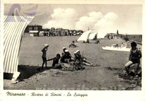 Vita di spiaggia a Rimini