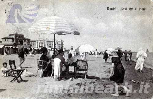 Vita di spiaggia a Rimini