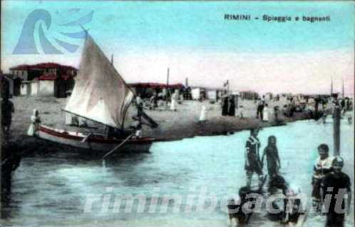 Vita di spiaggia a Rimini